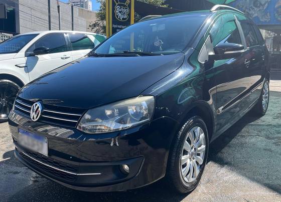 VOLKSWAGEN SPACEFOX 1.6 MI TREND 8V FLEX 4P AUTOMATIZADO VOLKSWAGEN SPACEFOX 1.6 MI TREND 8V FLEX 4P AUTOMATIZADO
